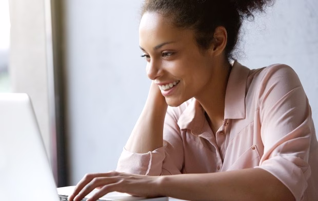 An employee uses the sample siza calculator to tell if she chose a large enough sample size