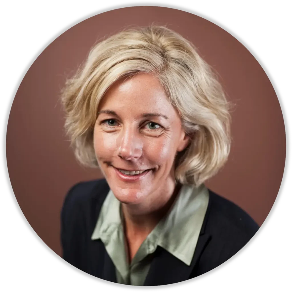 Martha Brooke, B2B CX Roundtable host
